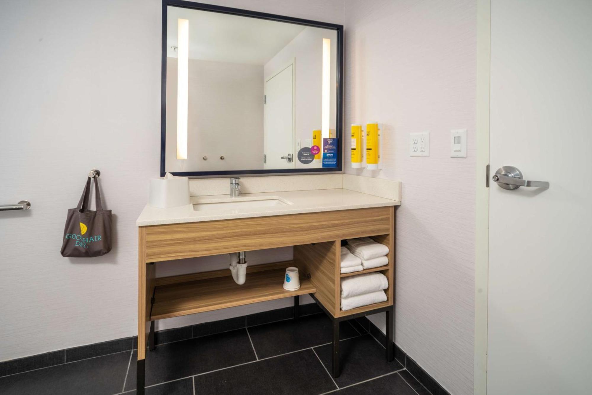 Tru By Hilton Minneapolis Mall Of America Bloomington Bagian luar foto